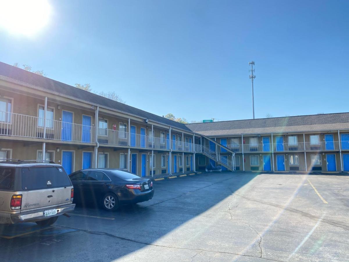 Quarters Inn & Suites Nashville Exterior photo