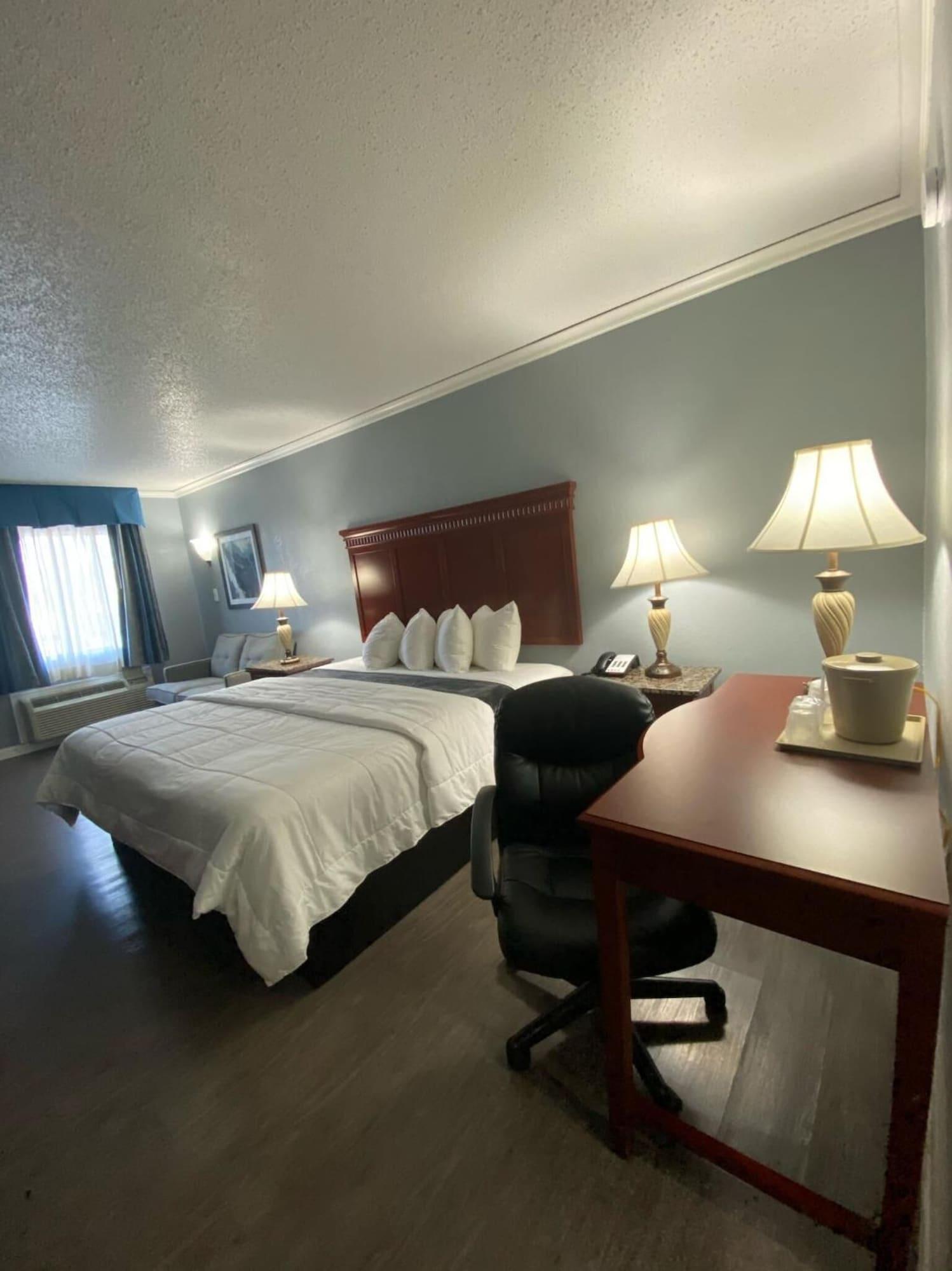 Quarters Inn & Suites Nashville Exterior photo